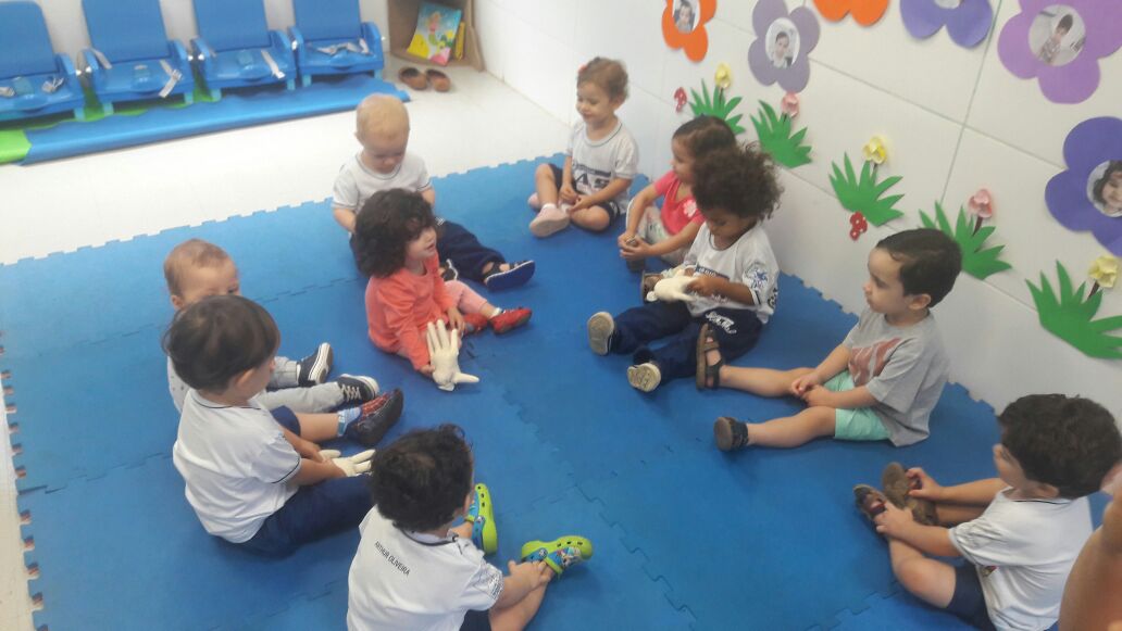 Outubro – Professora Aleandra – Maternal Baby e I – 2017