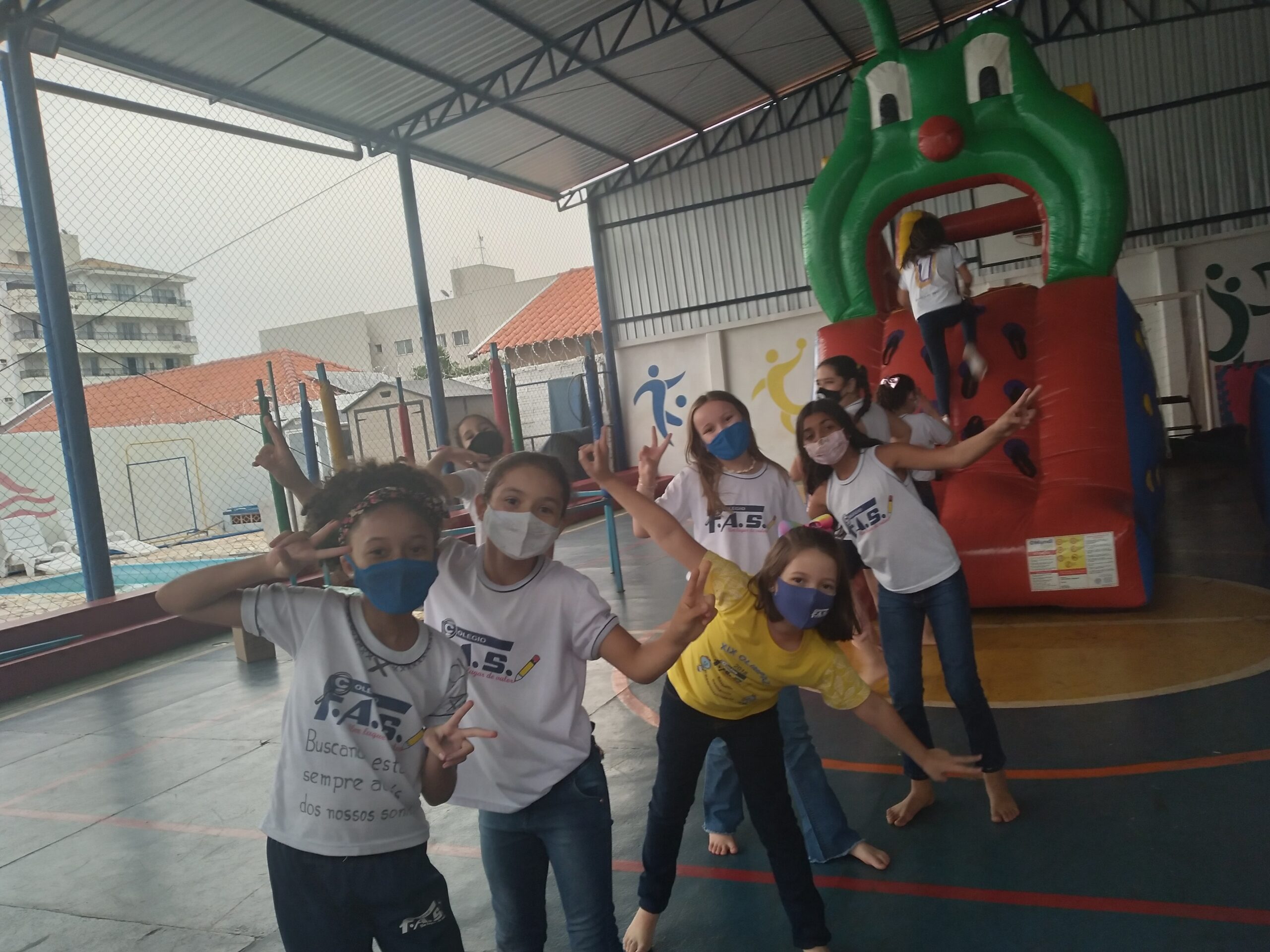BRINCADEIRA DE CRIANÇA E OLIMPAZ – 4º ANO – PROF. MÔNICA
